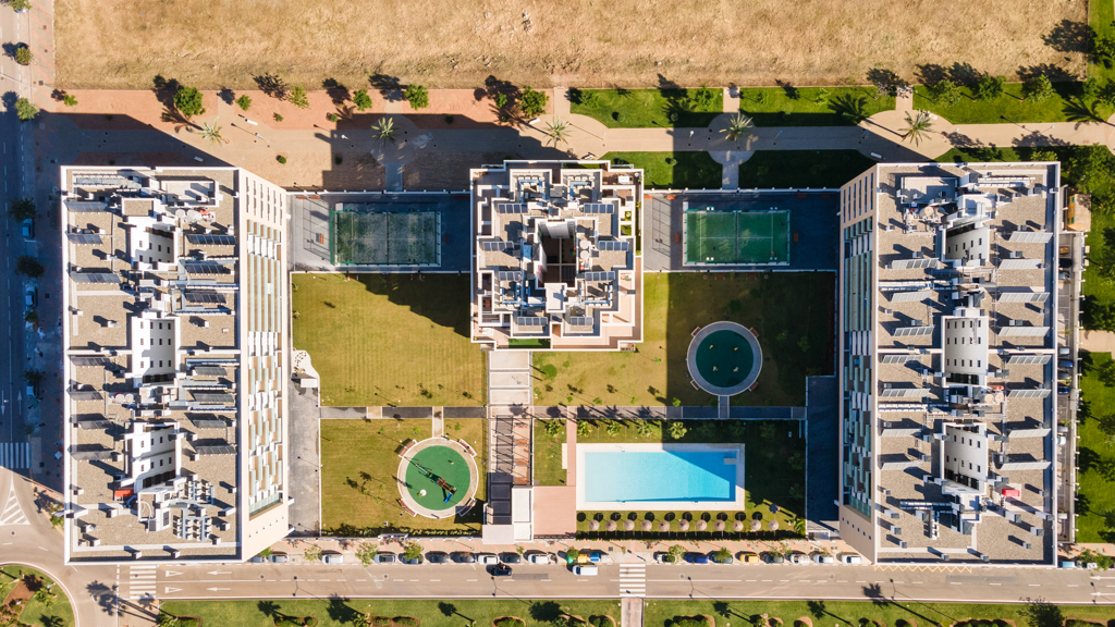 Vista aérea de Paraninfo Residencial en el barrio de Teatinos, Málaga